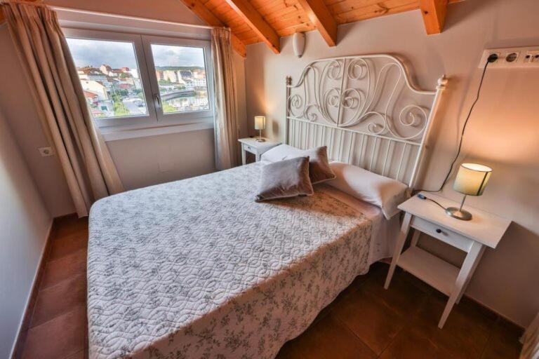 Apartamentos Arnela Камаріньяс Екстер'єр фото